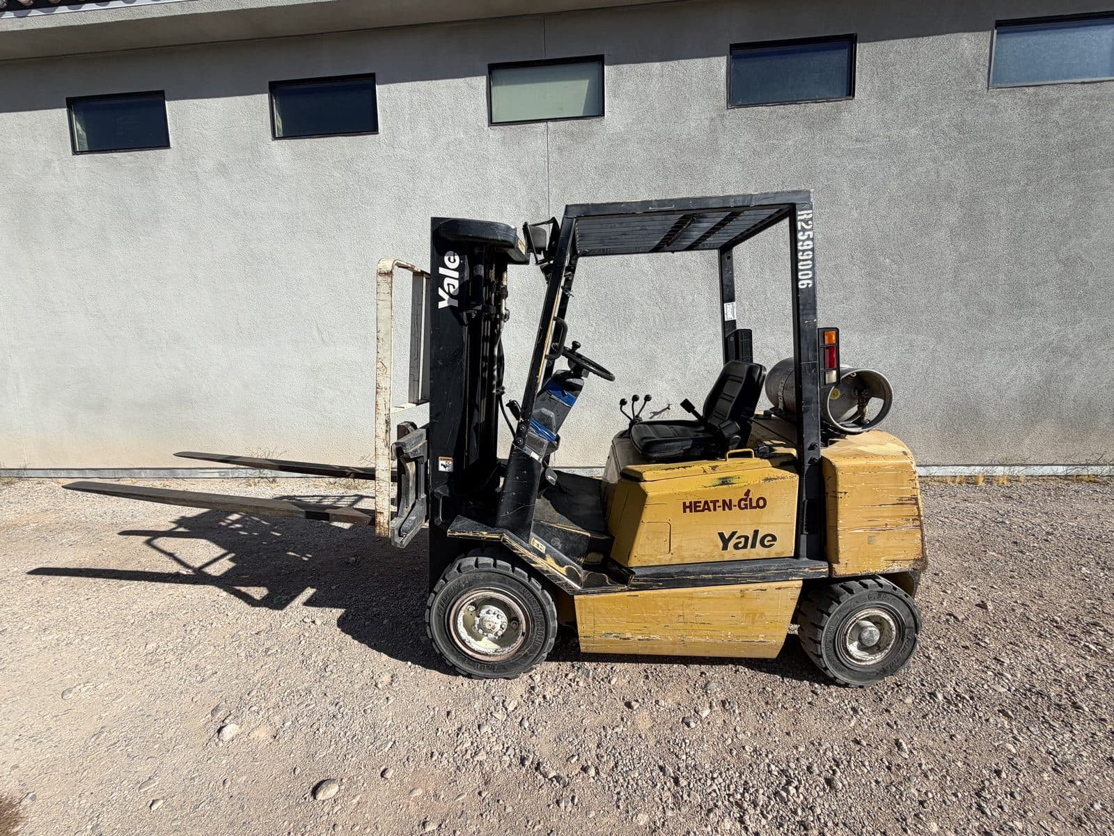 2000 Yale Forklift available for rent in Las Vegas NV